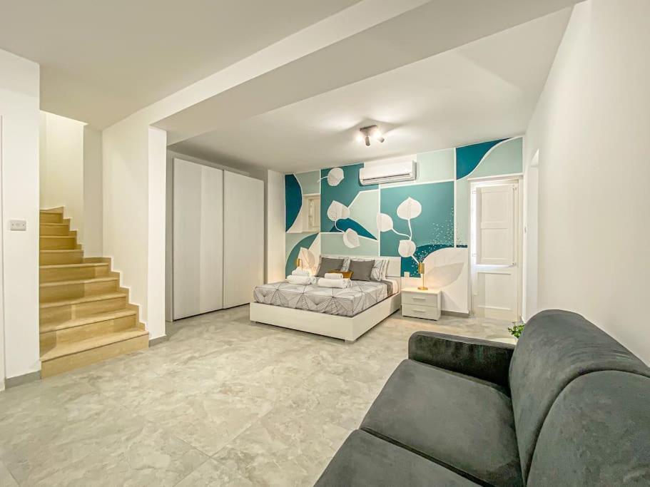 Apartamento Designer Duplex Penthouse In Floriana Exterior foto